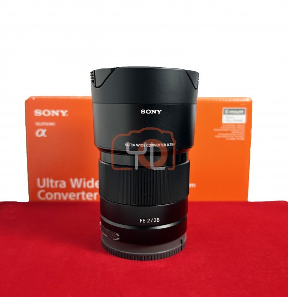 [USED-PJ33] Sony 28mm F2 FE + SEL 075UWC Ultra Wide Converter , 95% Like New Condition, (S/N:0311314)