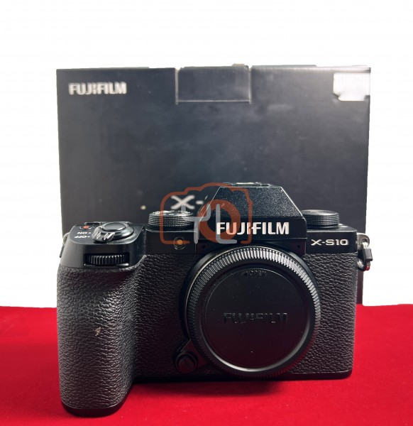 [USED-PJ33] Fujifilm X-S10 Body (SC:9K) , 90% Like New Condition (S/N:0D060122)