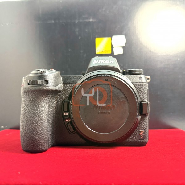 [USED-PJ33] Nikon Z7 Body (Shutter Count: 32K) *Top LCD Defect Small Lines*, 80% Like New Condition (S/N:7201865)