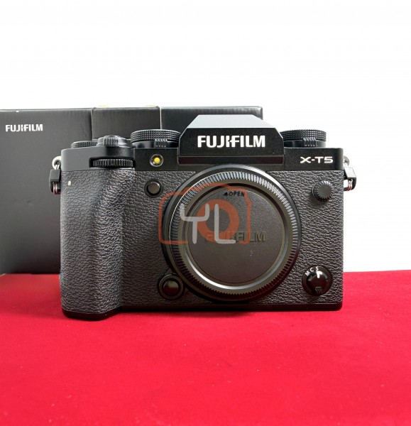[USED-PJ33] Fujifilm X-T5 Body (Shutter Count:18K), 95% Like New Condition (S/N:3C000817)