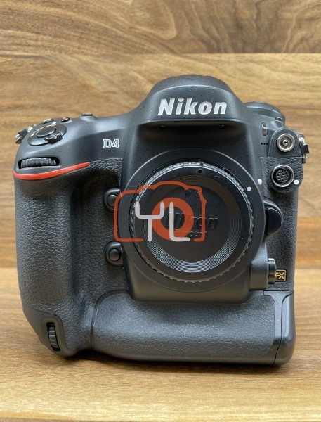 [USED @ YL LOW YAT]-Nikon D4 Camera Body [shutter count 13k],95% Condition Like New,S/N:2028693