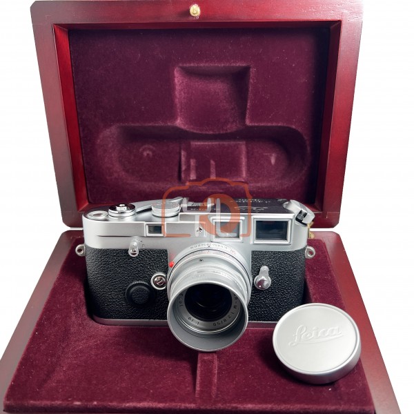 [USED-PJ33] Leica M6 J With 50mm F2.8 Elmar-M Collapsible, 95%Like New Condition .