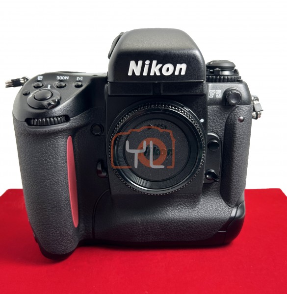 [USED-PJ33] Nikon F5 Film Camera, 95% Like New Condition (S/N:3211363)