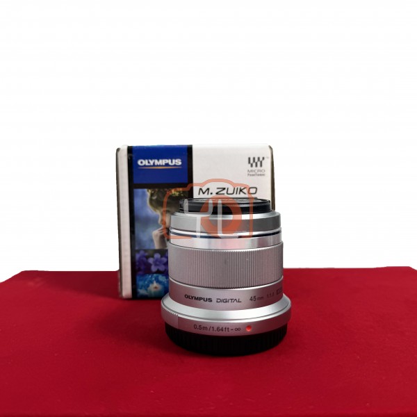 [USED-PJ33] Olympus 45mm F1.8 M.Zuiko Digital, 90% Like New Condition (S/N:ABMA71807)