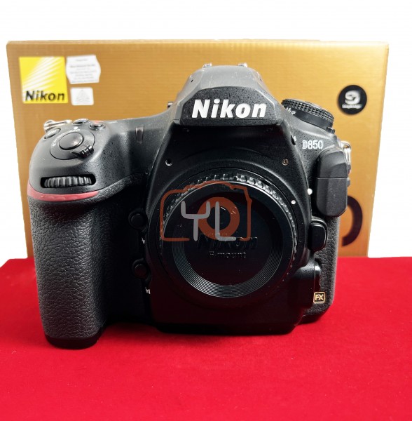 [USED-PJ33] Nikon D850 Body (Shutter Count:76K) , 75% Like New Condition (S/N:8209288)