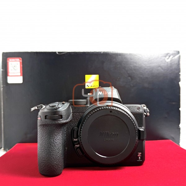 [Display Unit-PJ33] Nikon Z5 Body (Shutter Count:5K), 99% Like New Condition (S/N:7204703)