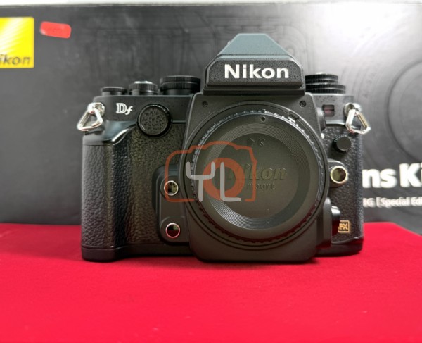 [USED-PJ33] Nikon DF Body (Black) (Shutter Count :18K), 90% Like New Condition (S/N:3003103)