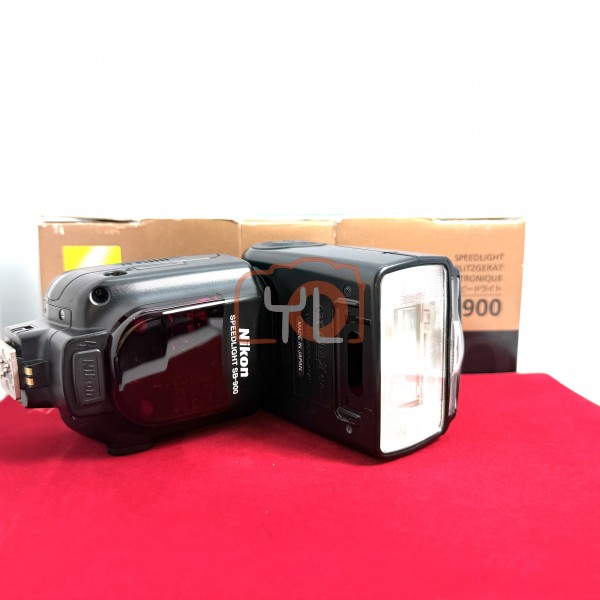 [USED-PJ33] Nikon SB-900 Speedlight, 85% Like New Condition (S/N:2425487)