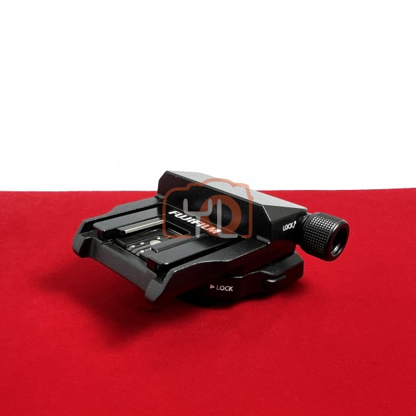 [USED-PJ33] FUJIFILM EVF-TL1 EVF Tilt Adapter (GFX100 II & GFX100), 95% Like New Condition (S/N:7B000513)