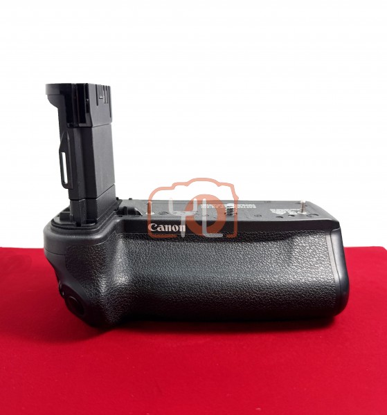 [USED-PJ33] Canon BG-R10 Grip (R5 & R6) , 85% Condition Like New (S/N:0900000543)
