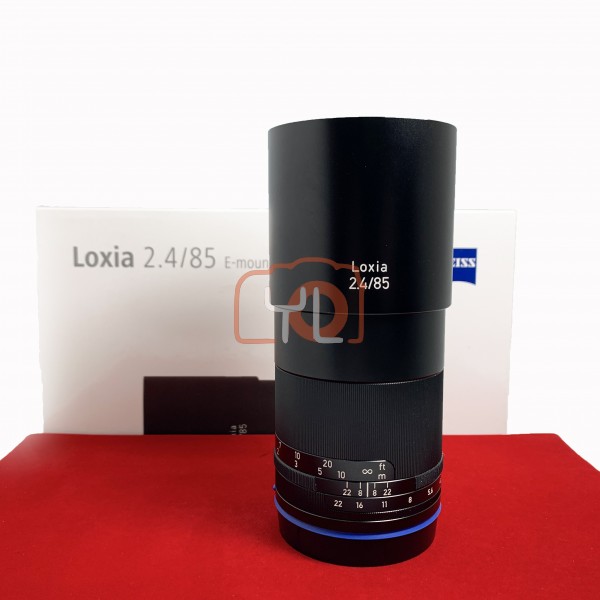 [USED-PJ33] Zeiss 85MM F2.4 Loxia (Sony), 95% Like New Condition (S/N:51694040)