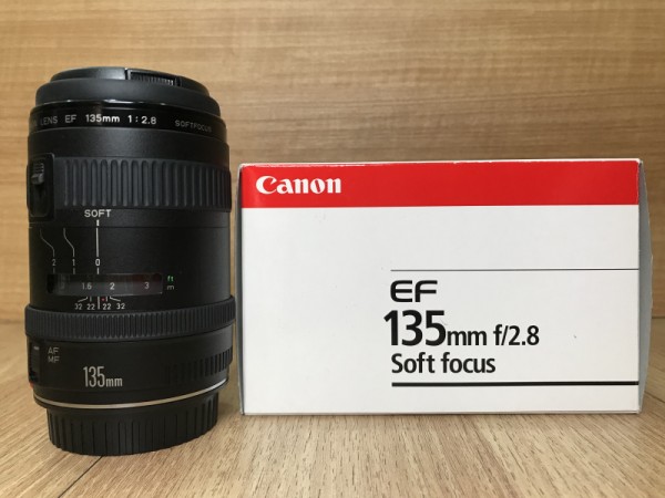 (USED YL LOW YAT)-Canon EF 135mm F2.8 SOFTFOCUS Lens,99.9% Condition Like New,S/N:54498