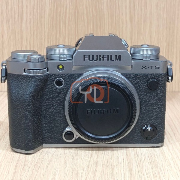 [USED-LowYat G1] Fujifilm X-T5 Camera Body Only (Silver), 89% LIKE NEW CONDITION,(SC: 21.4k) SN:3AA08634