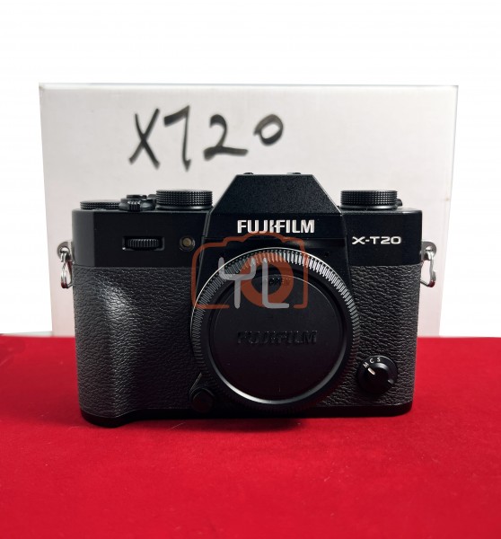 [USED PJ33] Fujifim X-T20 Body ,85% Like New Condition (S/N:8AQ15615)