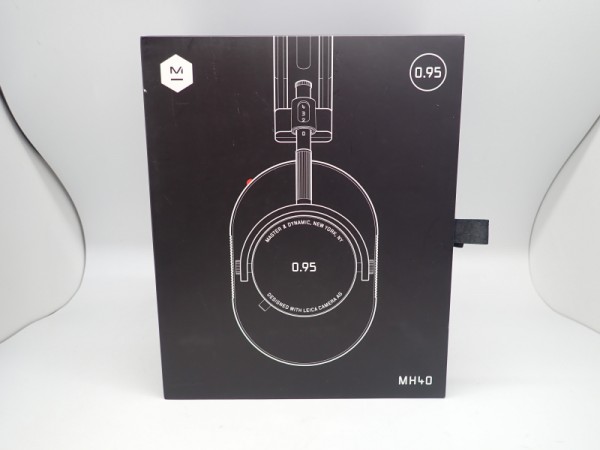 (DEMO UNIT SET) Master & Dynamic Model MH40 Over-Ear Headphones - Black (96685)