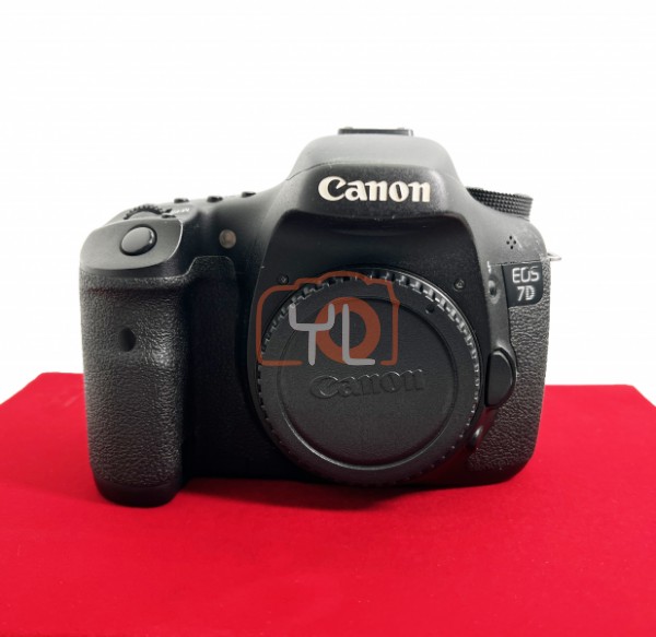 [USED-PJ33] Canon Eos 7D Body (Shutter Count : 27K) , 85% Like New Condition (S/N:2781232099)