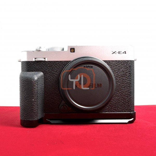 [USED-PJ33] Fujifilm X-E4 Body ,80% Like New Condition (S/N:1T000867)