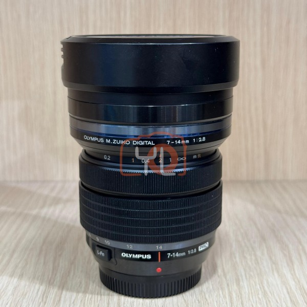 [USED-LowYat G1] Olympus 7-14mm f2.8 PRO M.Zuiko Digital, 85% Like New Condition (S/N:AC8205438)