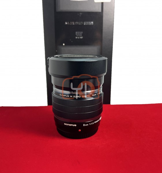 [USED-PJ33] Olympus 8mm F1.8 Fisheye PRO M.Zuiko Digital,95% Like New Condition (S/N:347001701)