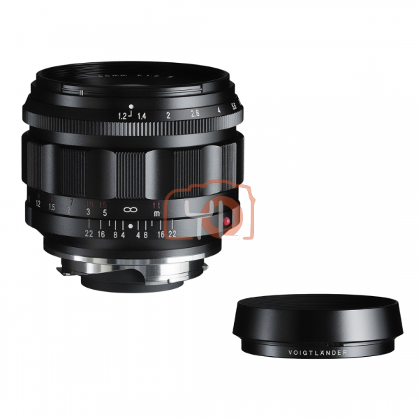 Voigtlander Nokton 50mm f1.2 Aspherical II Lens & LH-14 (Leica M)