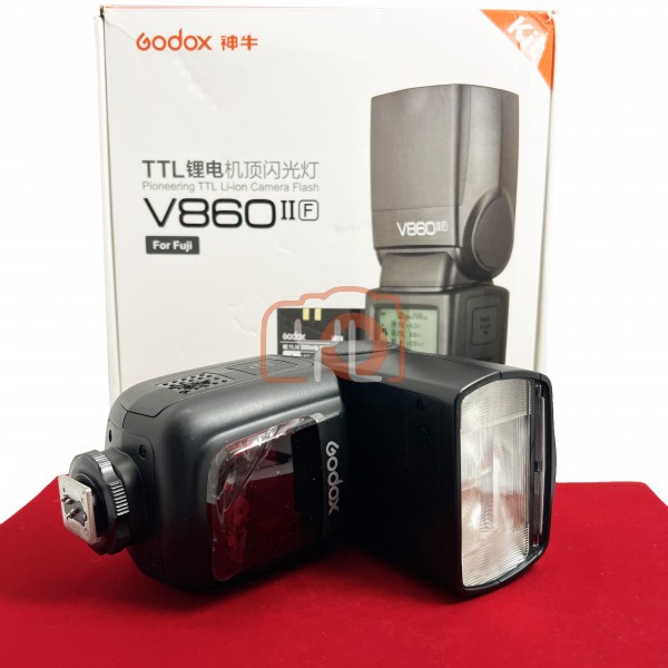 [USED-PJ33] Godox V860 II Flash (Fujifilm) ,90% Like New Condition