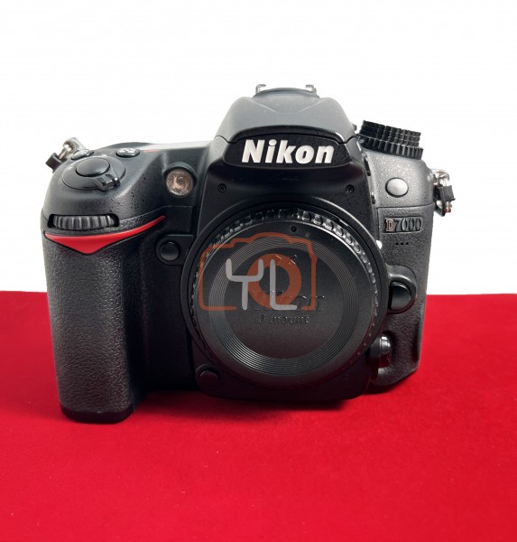 [USED-PJ33] Nikon D7000 Body (Shutter Count : 36K) , 90% Like New Condition (S/N:8139791)