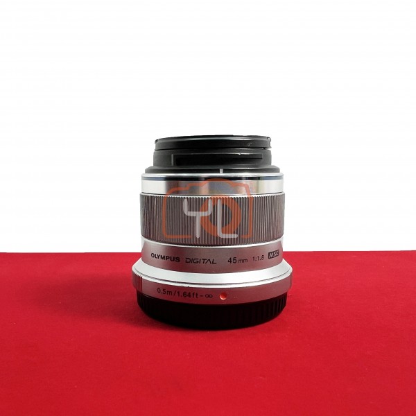 [USED-PJ33] Olympus 45mm F1.8 M.Zuiko Digital ,80% Like New Condition(S/N:ABMA59913)