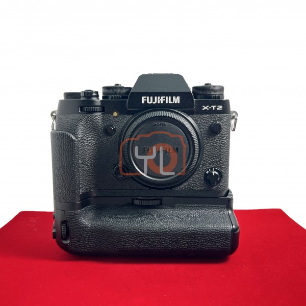 [USED PJ33] Fujifilm X-T2 With 3rd Party Battery Grip ,90% Like New Condition (S/N:71M617586)