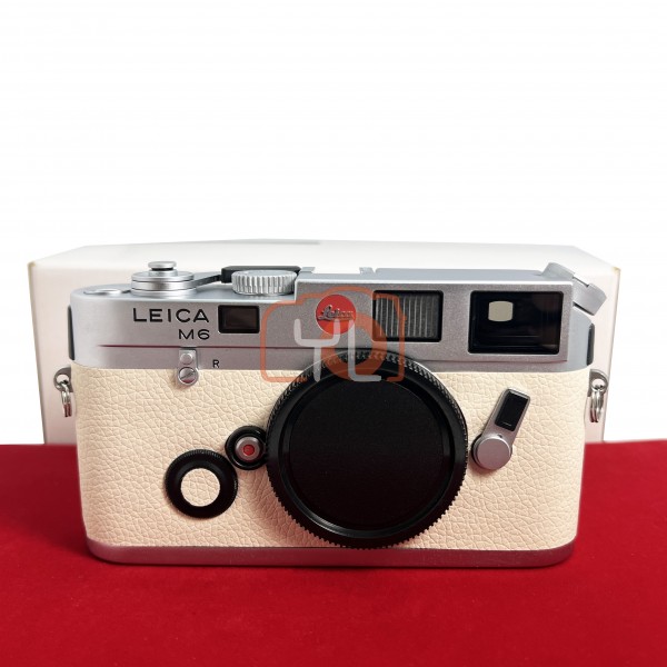 [USED-PJ33] Leica M6 0.72 Classic Film Camera (10414), 95% Like New Condition (S/N:2180674)