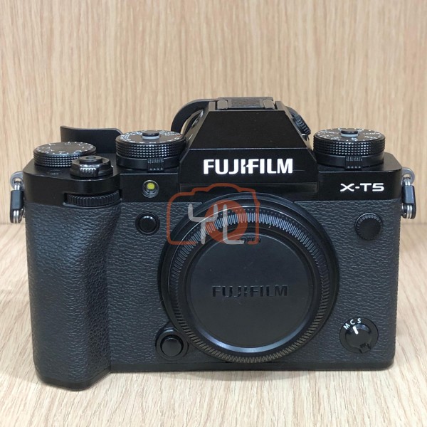 [USED-LowYat G1] Fujifilm X-T5 Camera Body Only (Black), 95% LIKE NEW CONDITION,(SC: 24.4k) SN:2DA16181