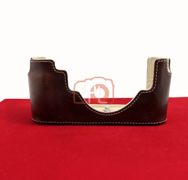 [USED-PJ33] Leica Leather Protector Case (Vintage Brown) (M10) , 95% Like New Condition.