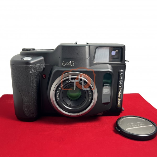 [USED-PJ33]  Fujifilm GA 645 Professional 6X4.5 Medium Format Film Camera, 95% Like New Condition (S/N:5U80946)