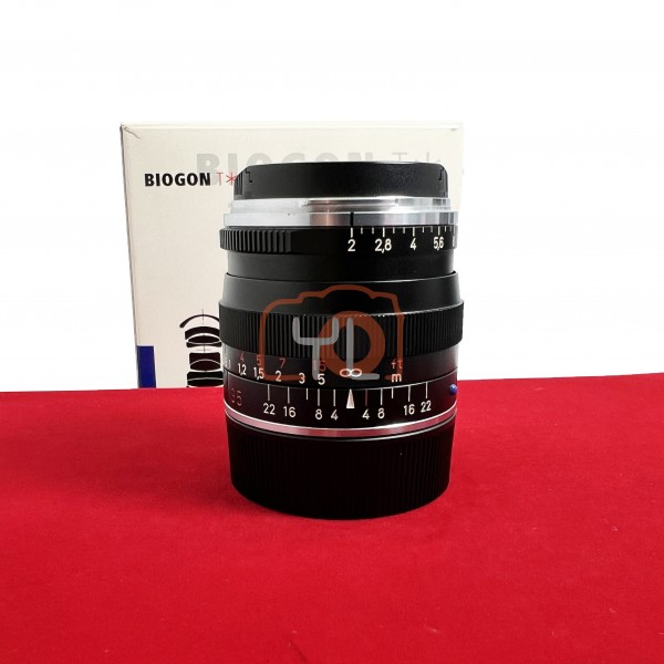 [USED-PJ33] Zeiss 35mm F2 Biogon T* ZM (Leica M) (Black) , 90% Like New Condition (S/N:15858399)