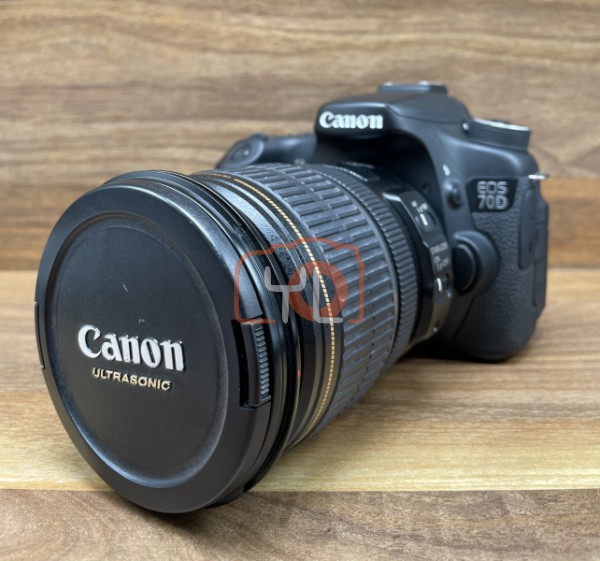 [USED @ YL LOW YAT]-Canon EOS 70D Camera Body + Canon EF-S 17-55mm F2.8 IS USM Lens [shutter count 33505],90% Condition Like New,S/N:128026019758