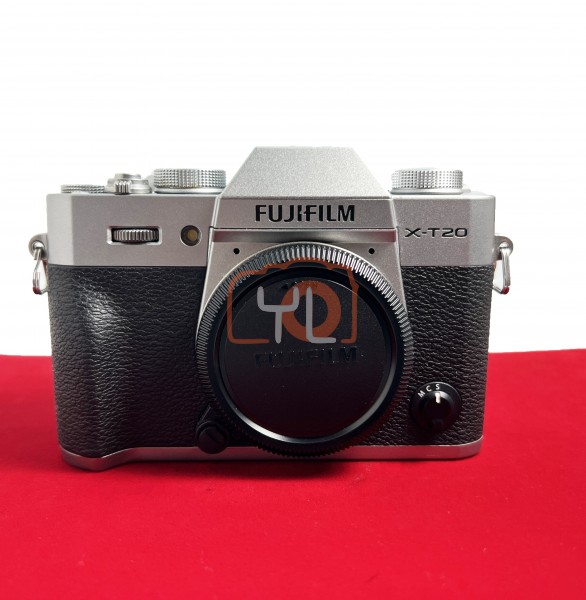 [USED-PJ33] Fujifilm X-T20 Body (Silver), 90% Like New Condition (S/N:7DQ19465)