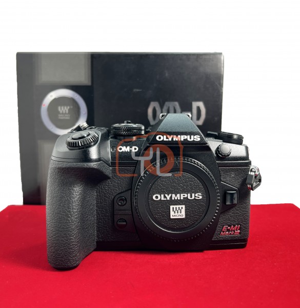 [USED-PJ33] Olympus E-M1 Mark III Body (Shutter Count :3K), 95% Like New Condition (S/N:BJDA23565)
