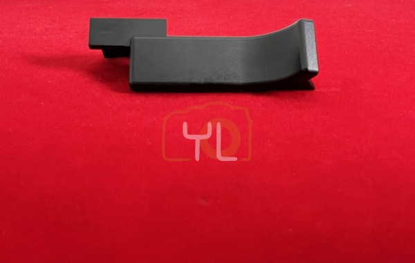 [USED-PJ33] Leica M10 Thumb Support (Black) 24014 (For M10 Series ) , 90% Like New Condition.
