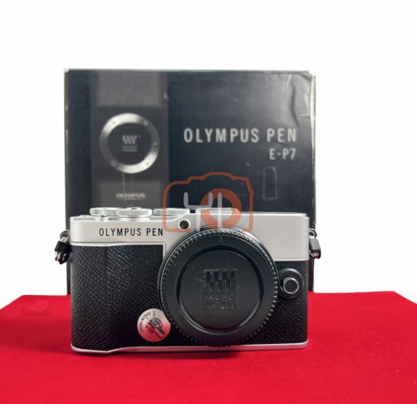 [USED-PJ33] Olympus E-P7 Body, 95% Like New Condition (S/N:BJJA03897)