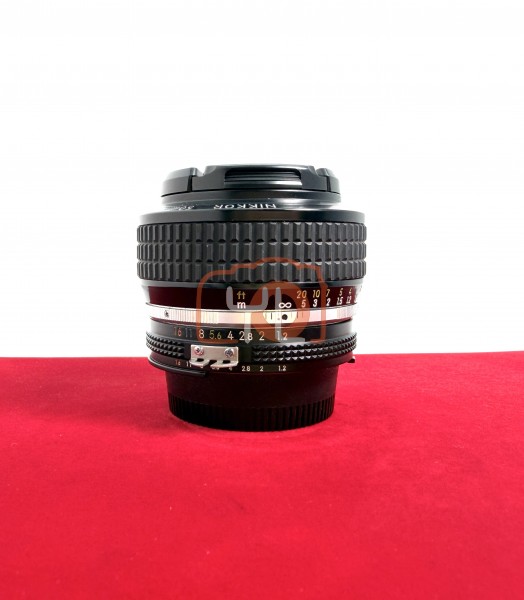 [USED-PJ33] Nikon 50mm F1.2 AIS, 95% Like New Condition(S/N:316254)