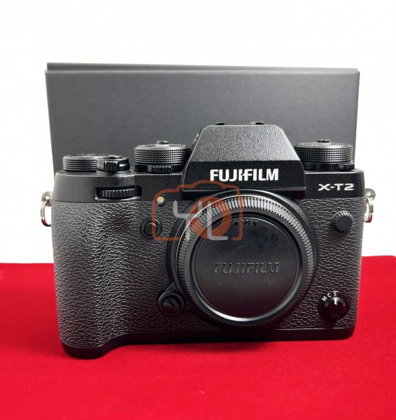 [USED-PJ33] Fujifilm X-T2 Body (Black)(Shutter Count :13K), 90% Like New Condition (S/N:64M65682)