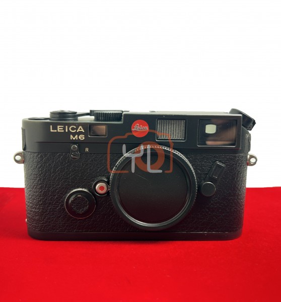 [USED-PJ33] Leica M6 Classic Film Camera (Viewfinder Minor Haze), 85% Like New Condition (S/N:2279934)