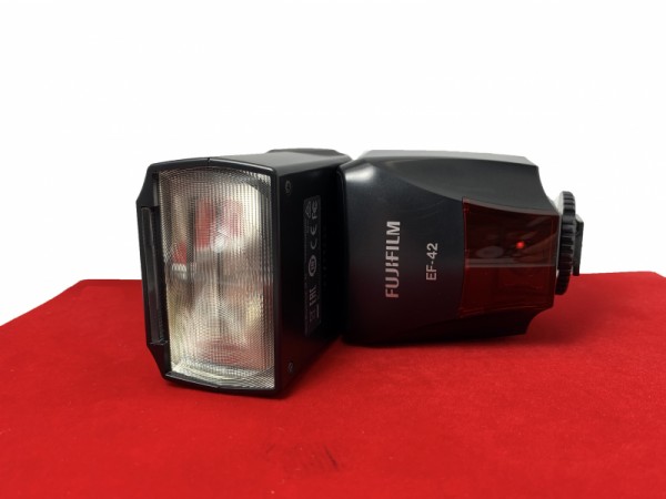 [USED-PJ33] Fujifilm EF-42 Flash, 95% Like New Condition (S/N:51602044)