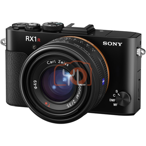 Sony Cyber-shot DSC-RX1R II Digital Camera 64GB SD Card ( Free Sandisk 64GB Extreme Pro SD Card & Extra Battery )