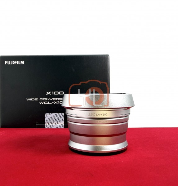 [USED-PJ33] Fujifilm WCL-X100 II  Wide Conversion Lens (Silver) (X100F ,X100V, X100VI) , 95% Like New Condition.