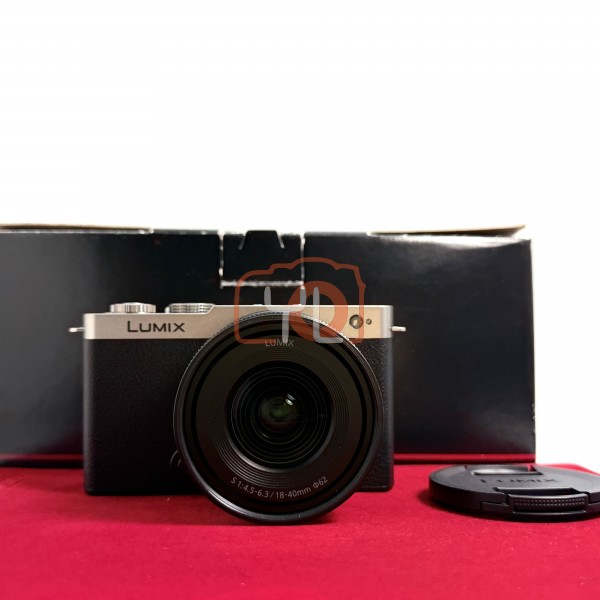 [USED-PJ33] Panasonic DC-S9 Kit 18-40mm , 95% Like New Condition (S/N:WG4JB001724)