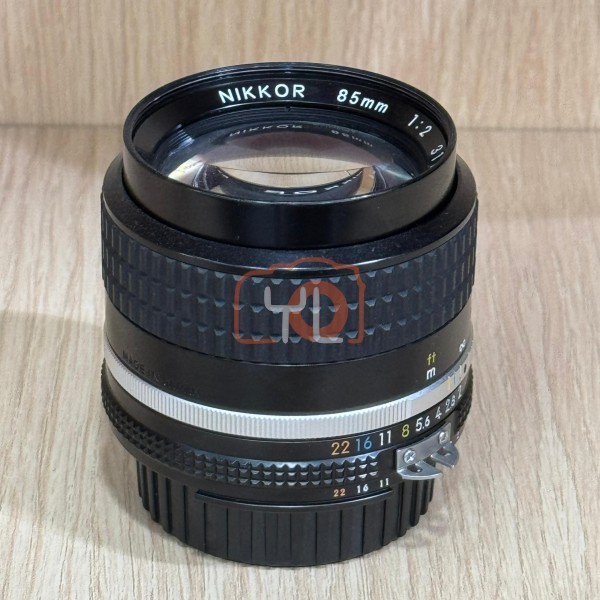 [USED-Low Yat G1] Nikon 85mm F2 Ais Lens ,98% LIKE NEW CONDITION ,SN:311101