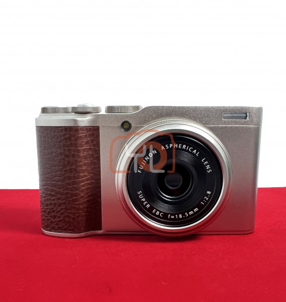 [USED-PJ33] Fujifilm XF10 Camera , 90% Like New Condition (S/N:8UL10626)