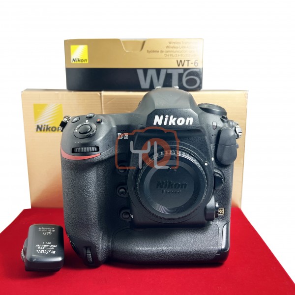 [USED-PJ33] Nikon D5 Body with Nikon WT-6C Wireless Transmitter (Dual XQD Version) [ Shutter Count :150K ], 85% Like New Condition (S/N:7201599)